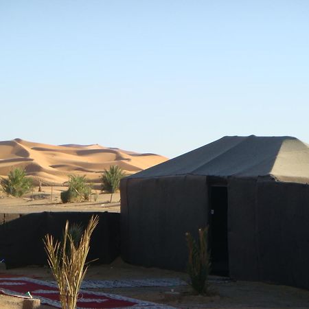 Bivouac La Fibule Des Dunes メルズーガ エクステリア 写真