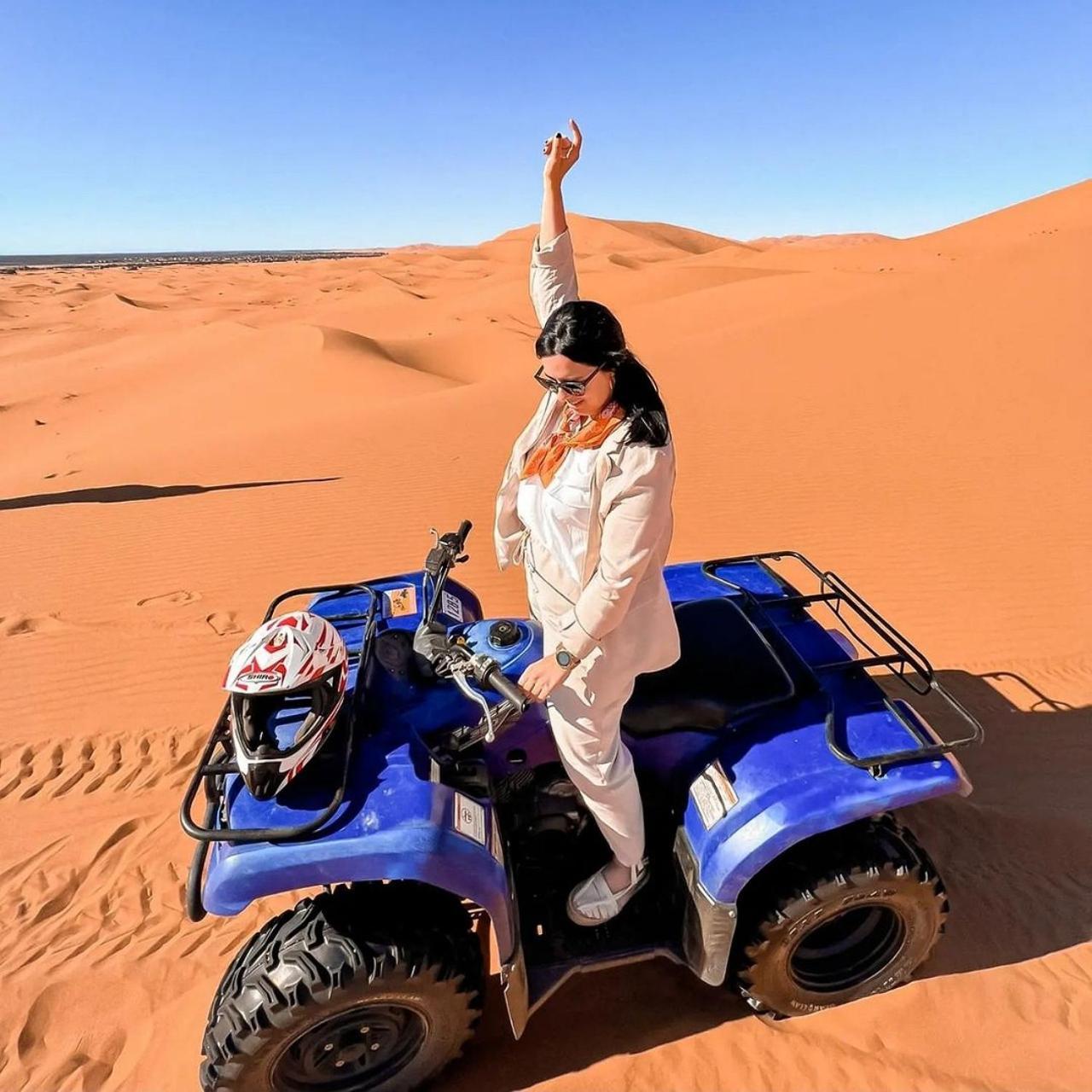 Bivouac La Fibule Des Dunes メルズーガ エクステリア 写真
