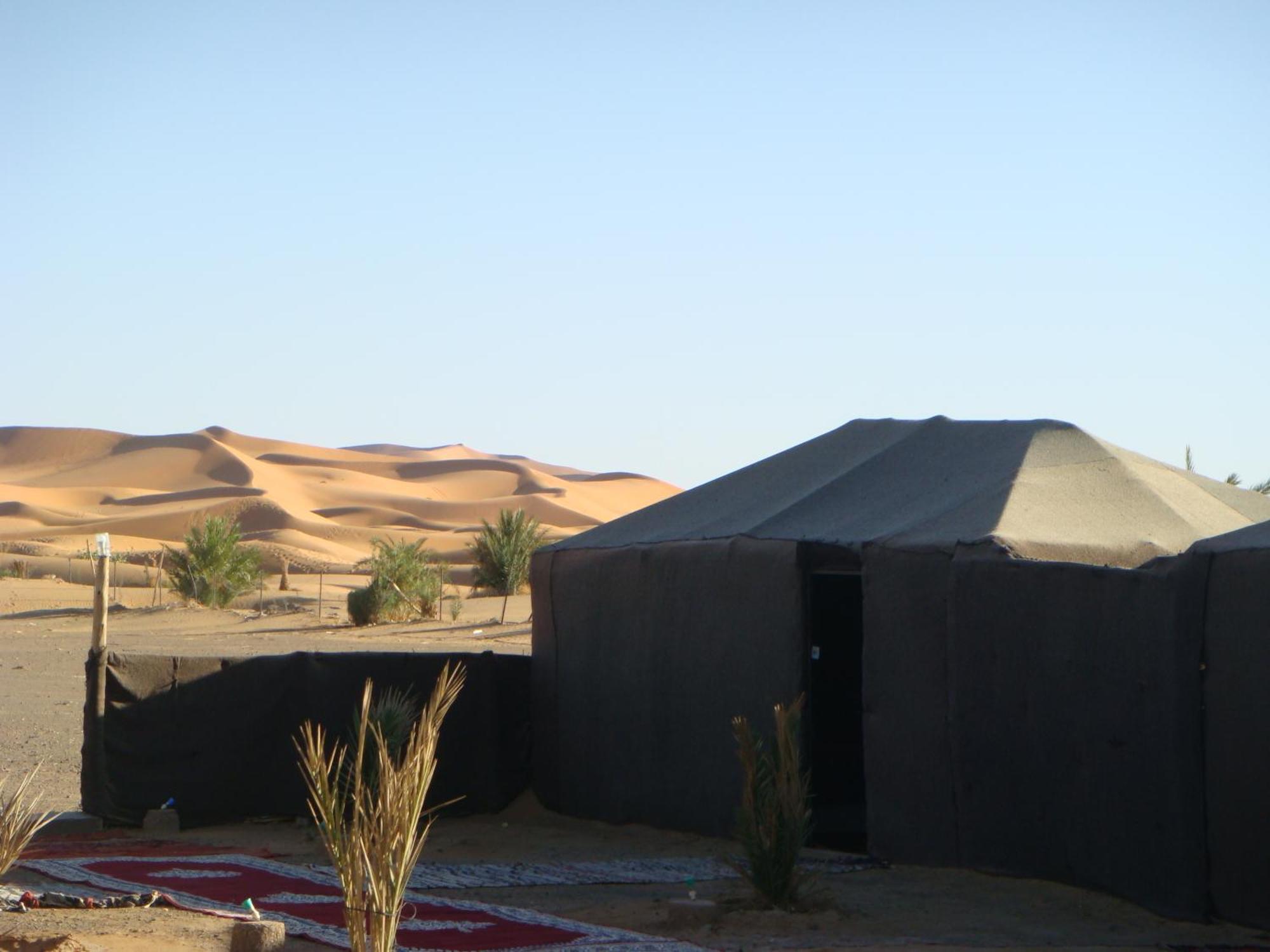 Bivouac La Fibule Des Dunes メルズーガ エクステリア 写真